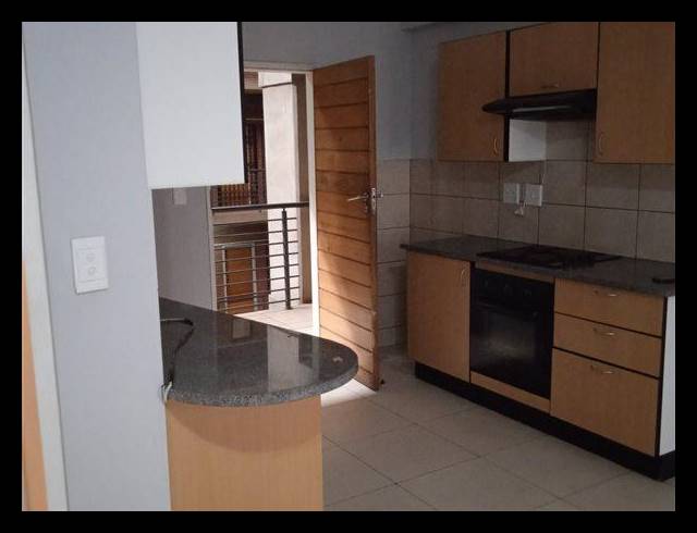 1 BEDROOM APARTMENT FOR SALE IN BRAAMFONTEIN WERF